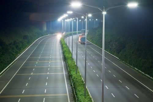 Đèn đường sử dụng bóng tuýp LED 0.6m Duhal DHO518 18W 4 Đèn đường sử dụng bóng tuýp LED 0.6m Duhal DHO518 18W chiếu sáng đường phố, đô thị
