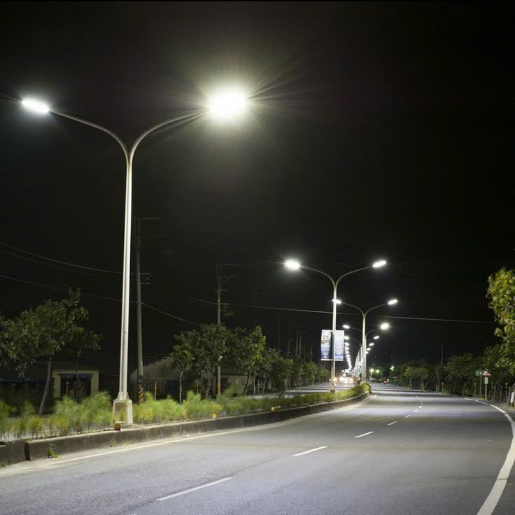 Đèn đường sử dụng bóng tuýp LED 0.6m Duhal DHO518 18W 3 Đèn đường sử dụng bóng tuýp LED 0.6m Duhal DHO518 18W hoạt động tốt dưới mưa, nắng, bụi đường.