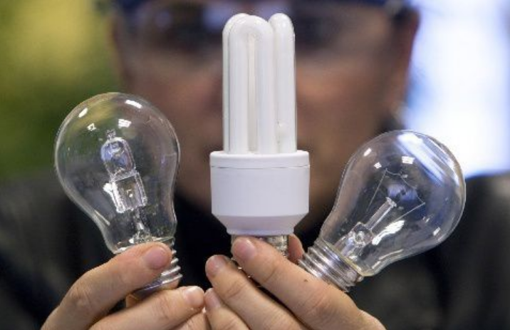 So sánh đèn led duhal và rạng đông, loại nào tốt hơn? 6 so sánh đèn led duhal và đèn rạng đông