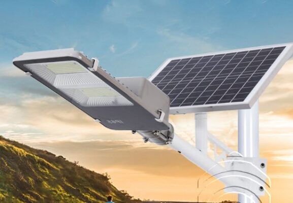 tìm hiểu đèn đường năng lượng mặt trời