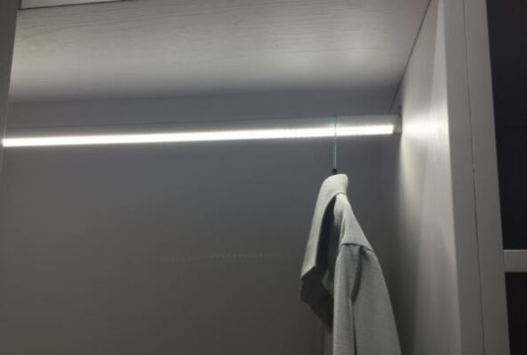 ung dung den led thanh treo