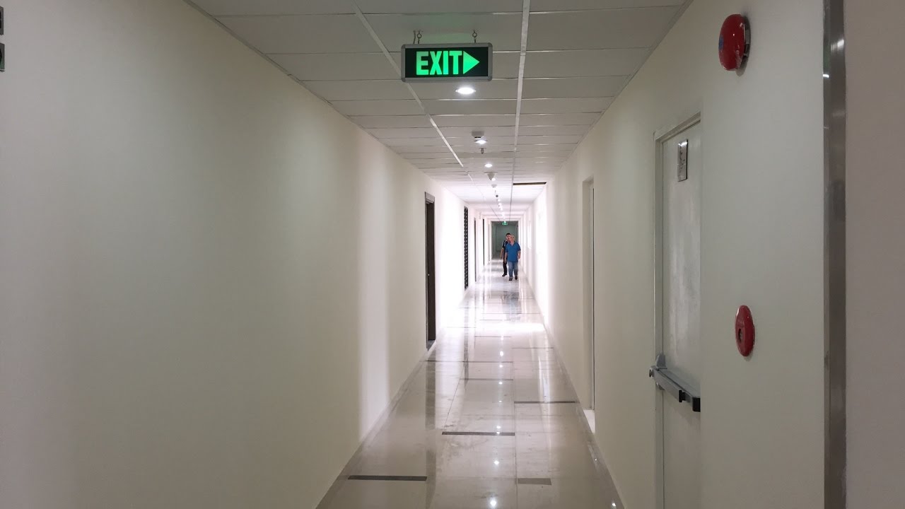 Đèn thoát hiểm Duhal LSM01 2W 2 Đèn thoát hiểm Duhal LSM01 2W lắp đặt trong khách sạn